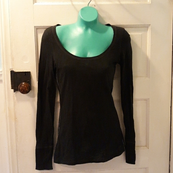 American Eagle Outfitters small black long sleeve - Picture 1 of 3